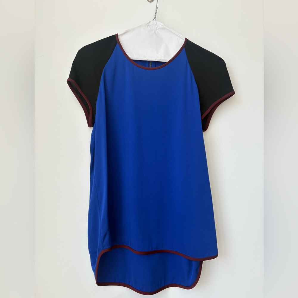DIANE VON FURSTENBERG silk color block cap sleeve top - sz S small